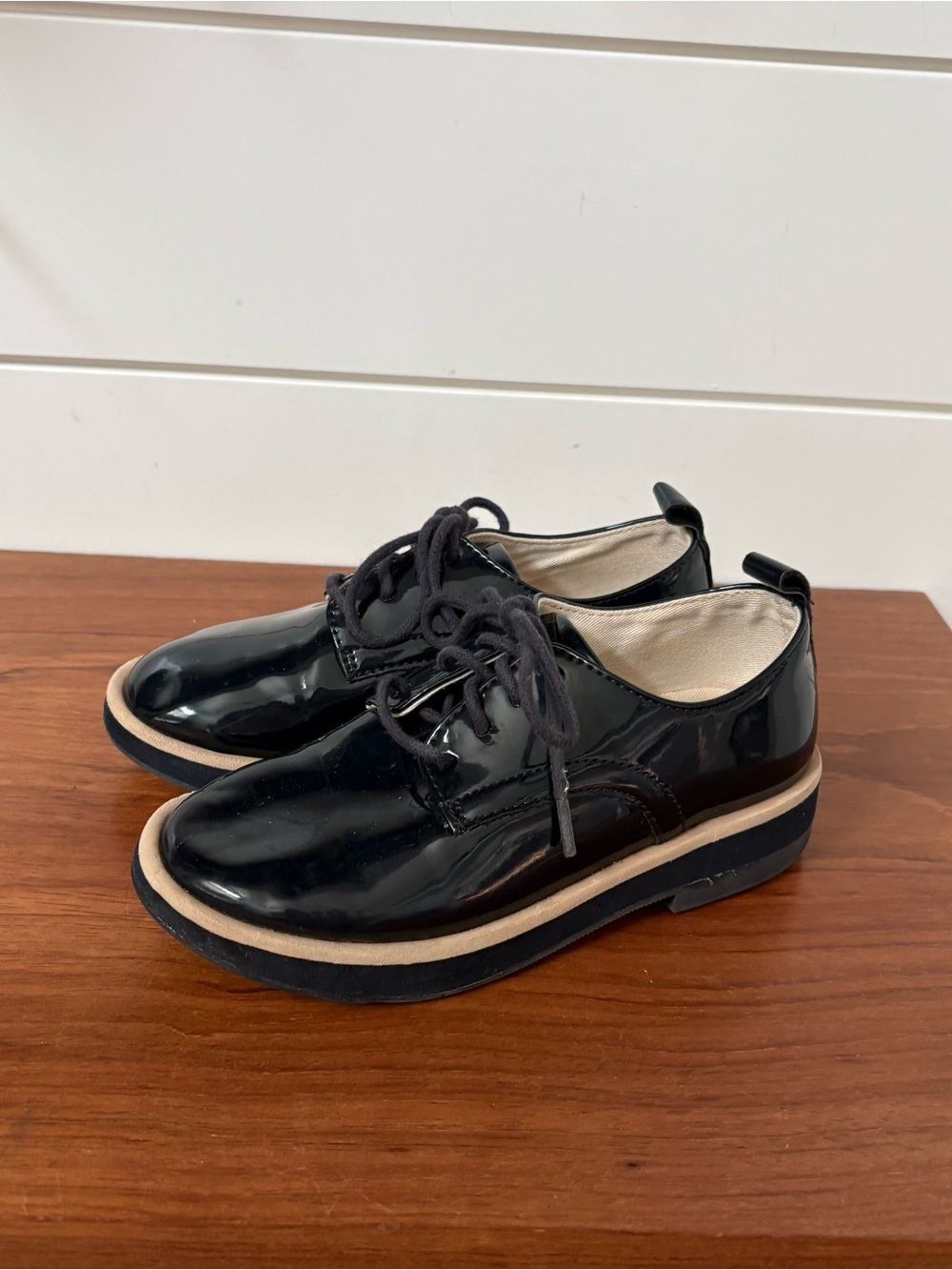 Zara Kids Black Navy Patent Finish Cut Out Bluchers Derby Shoes 29 USA 11.5 12